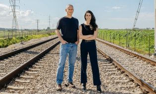 מייסדי Voltify - מימין דפנה לנגר (מנכלית) ואלון קסל (CTO) - קרדיט Omer Hacohen